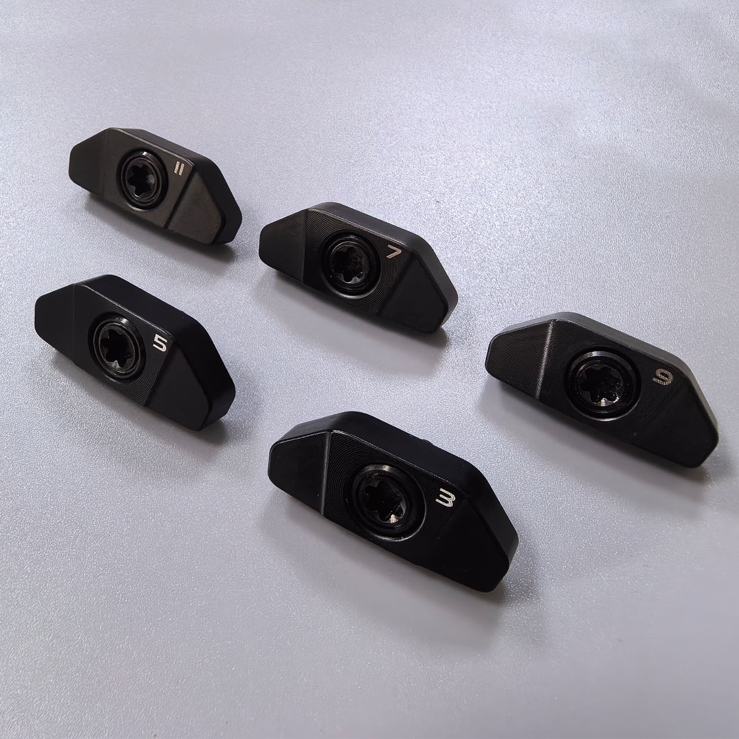 1 個のゴルフクラブウェイト、タイトリスト GTS2 GTS - Golf Equipment Weight のレビューと価格